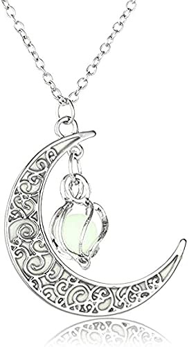 Colar com pingente de lua