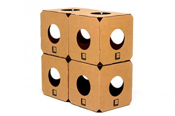 Brinquedo de papelão