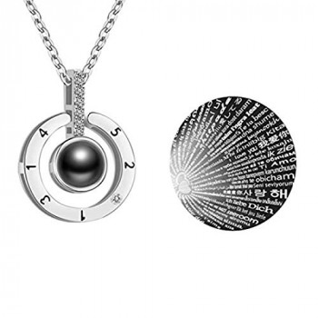 Colar com pingente de projeção eu te amo